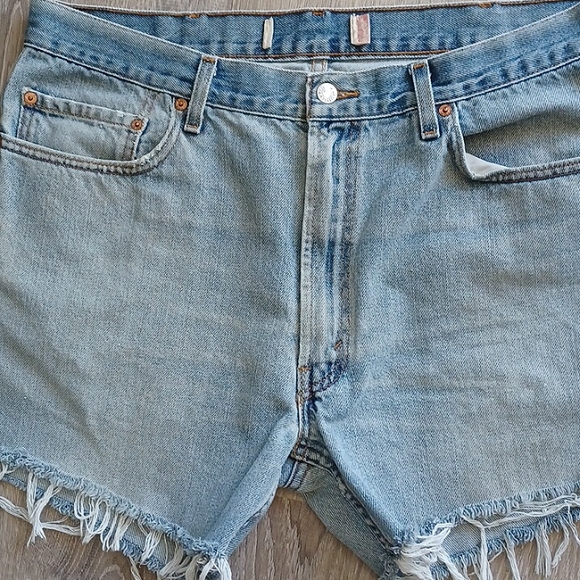 Levi's vintage 505 denim cutoffs - Picture 2 of 6